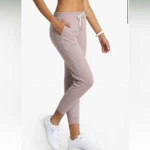 Vuori performance jogger size small . Wore once